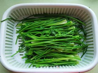 芹菜肉饺子的做法步骤:4