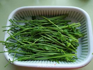 芹菜肉饺子的做法步骤:2