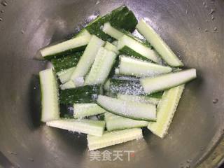 酱黄瓜的做法步骤:2
