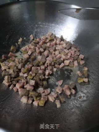 菠萝炒饭的做法步骤:7