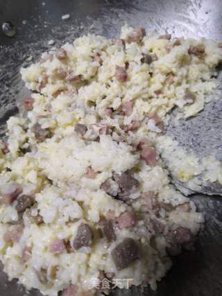 菠萝炒饭的做法步骤:10