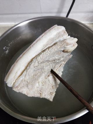 #梅菜扣肉的做法图解6