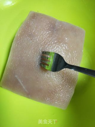 梅菜扣肉的做法步骤:7