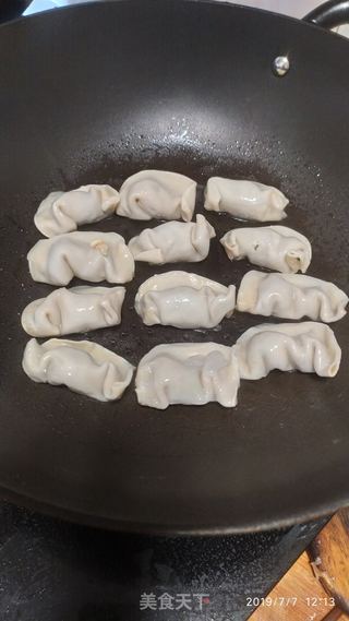 水煎冰饺的做法步骤：3