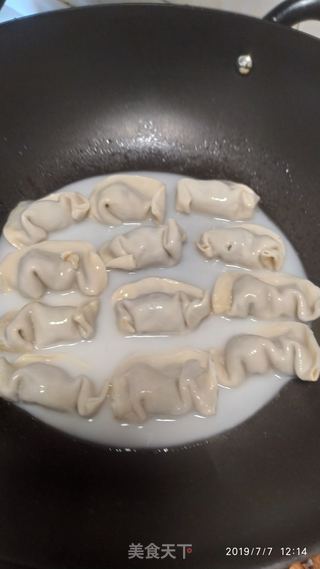 水煎冰饺的做法步骤：5