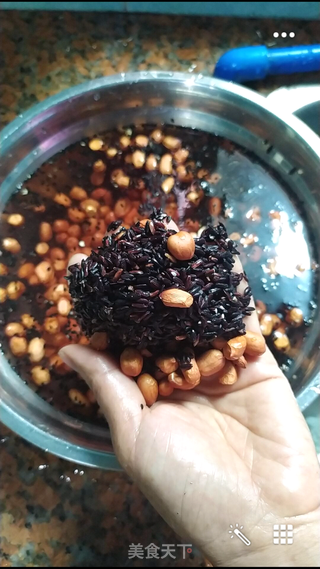 黑米花生糖水的做法步骤:4
