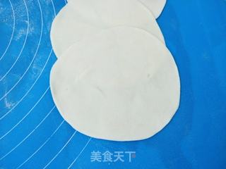 梅干菜鸡蛋馅盒子的做法步骤:6