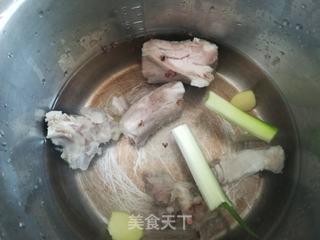 山药排骨汤的做法步骤:3