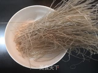 凉拌粉丝的做法步骤:2