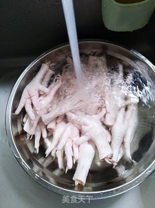 月子餐系列——(蒸凤爪)“一泯解千愁”(蒸凤爪)的做法步骤:2