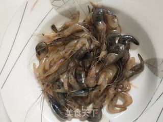 韭菜苔炒双虾的做法步骤:2