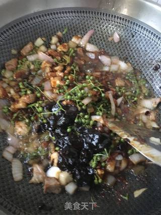 藤椒肉丁酱的做法步骤:18