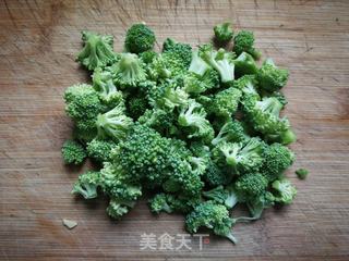 蕃茄西兰花捞面的做法步骤:2