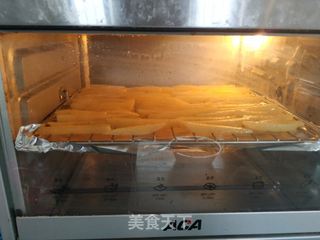 土豆薯条(烤箱版)的做法步骤:8