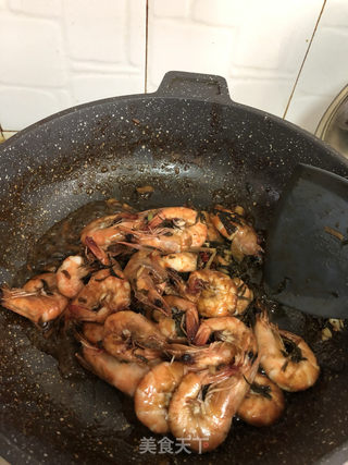 茶香大虾的做法步骤：5