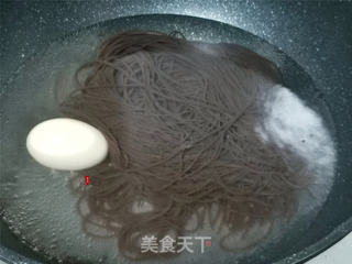荞麦冷面的做法步骤：4