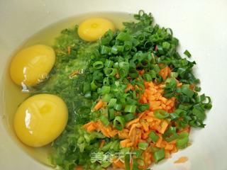 苦瓜鸡蛋饼的做法步骤:5