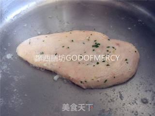 四分钟搞定香嫩鸡胸肉,不用一滴油的做法步骤:6