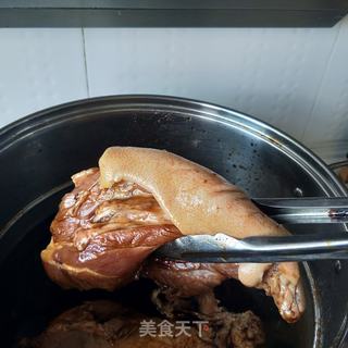 【重庆烧腊】卤牛肉的做法步骤:2