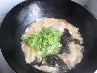 饺子皮汤面的做法步骤:13