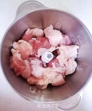 干炸小肉丸的做法步骤:2