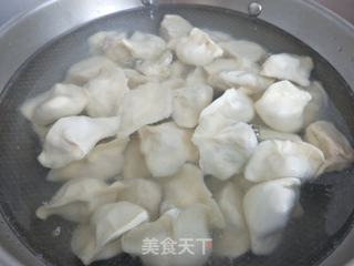 酸菜肉馅水饺的做法步骤:10