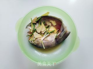 香酥烤黄鱼的做法步骤:3