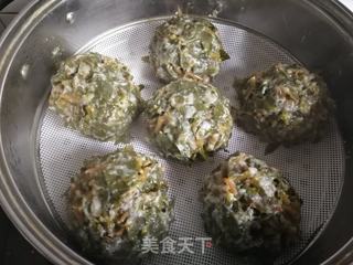 蒸马蜂菜馍的做法步骤:9
