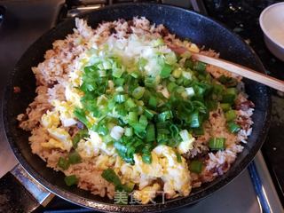 XO酱腊肠炒饭的做法步骤:8