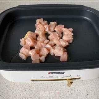 咖喱鸡肉饭的做法步骤：3