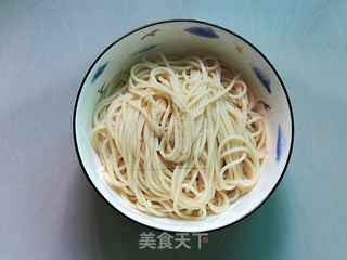 肉末蔬菜拌面的做法步骤:6