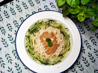 蒜香麻酱凉面的做法步骤：7