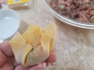 韭菜三鲜馄饨的做法步骤:11