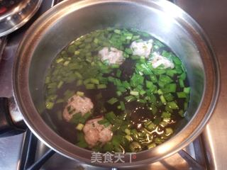 韭菜三鲜馄饨的做法步骤:16