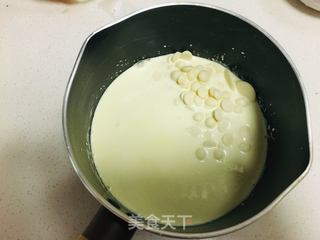 香缇奶油纸杯蛋糕的做法步骤:2