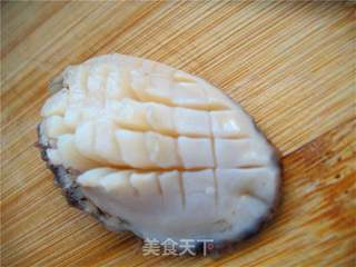 鲍鱼捞饭的做法步骤：2