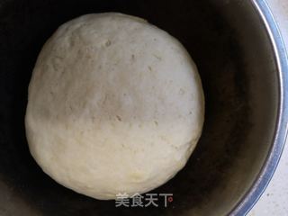 玉米馒头简易版的做法步骤：2