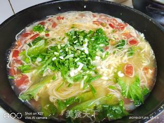 鲜虾青菜面的做法步骤:7