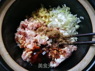 豇豆鲜肉饺的做法步骤：4