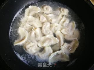 豇豆鲜肉饺的做法步骤：16