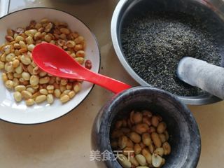 黑全麦芝麻花生糖包的做法步骤:4