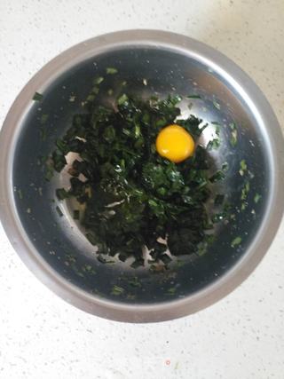 韭菜新吃法:肉酱韭菜鸡蛋扯面的做法步骤:5
