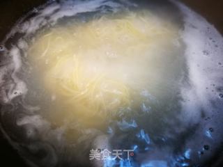 青椒肉丝盖面的做法步骤:4