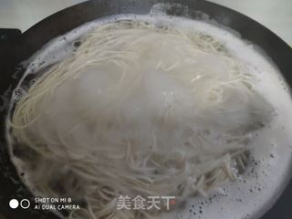 面条  西红柿鸡蛋面的做法步骤：9