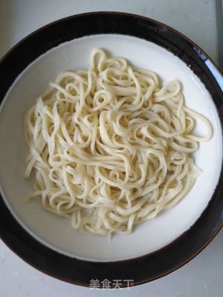 青椒肉丝盖浇面的做法步骤:8
