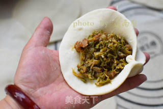 槐花肉包子的做法步骤:4