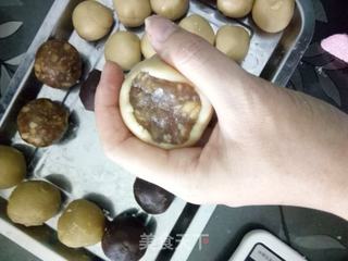 豆沙蛋黄月饼的做法步骤:6