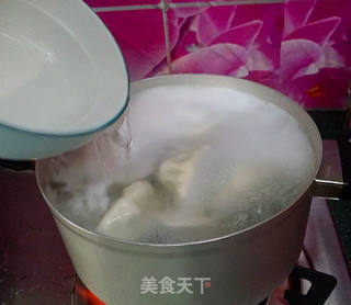 芹菜猪肉水饺的做法步骤:12