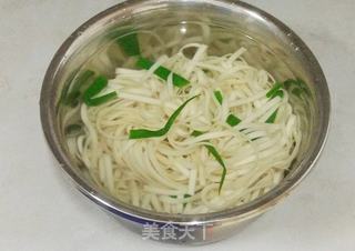 咖喱酱干拌面的做法步骤:13