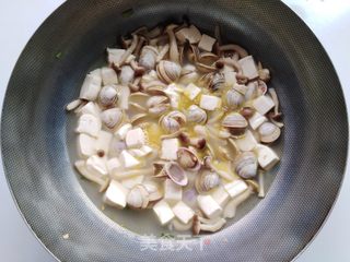 蛤蜊豆腐汤的做法步骤:8